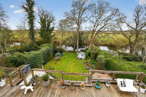 Photo 30- click for photo gallery